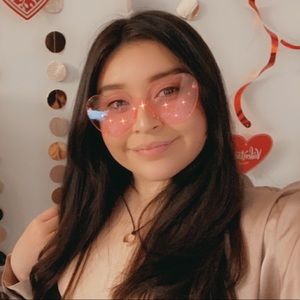 Meet your Posher, Aileen